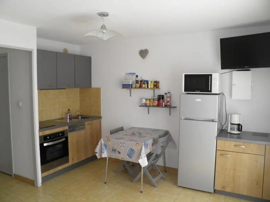 Appartement Sète, 2 pièces, 6 personnes - FR-1-338-63