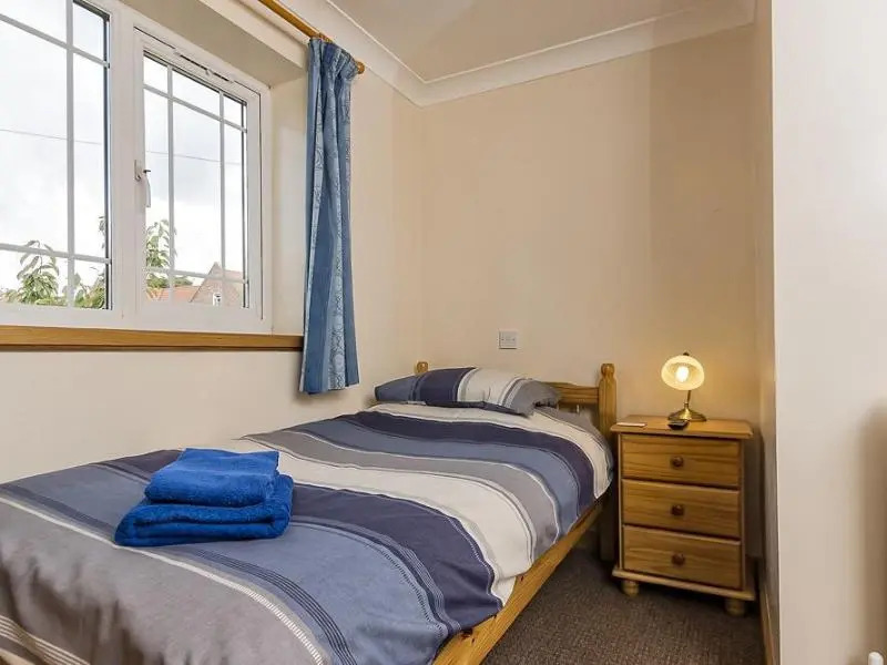 Thorne Central Guest House