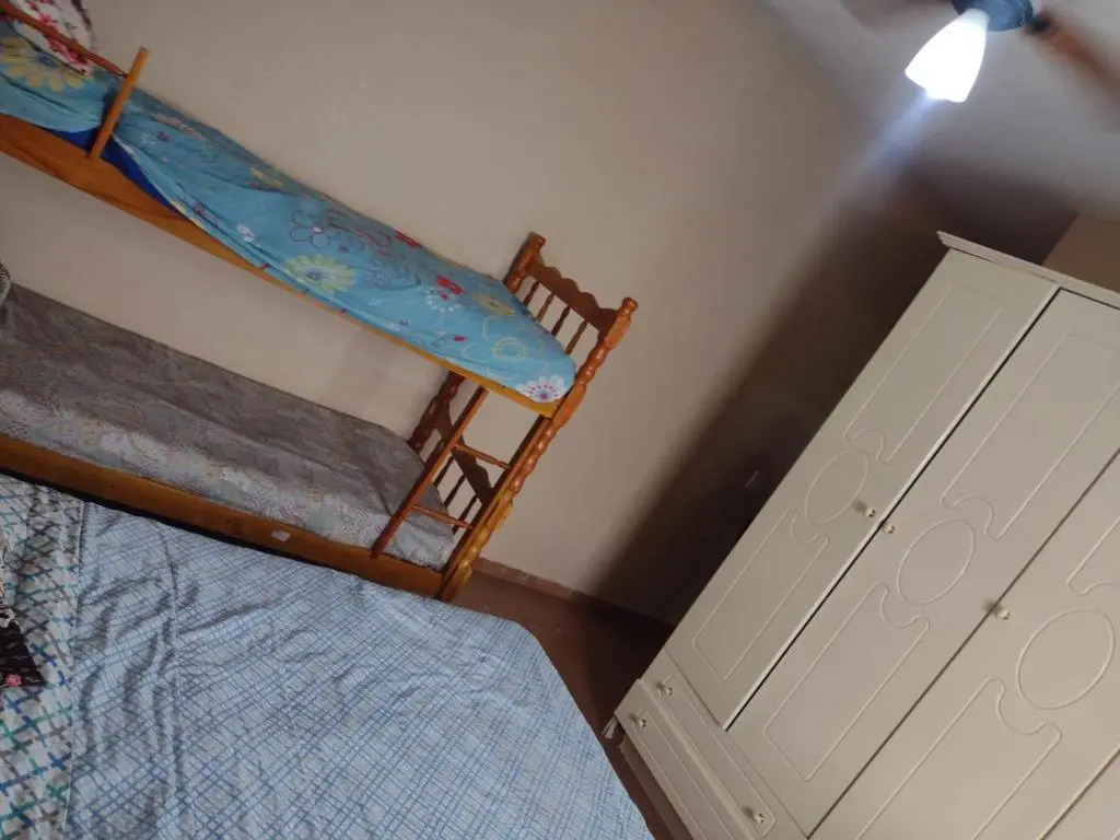 Casa em Peruibe 3 dormitórios sendo 1 suite Pe na Areia