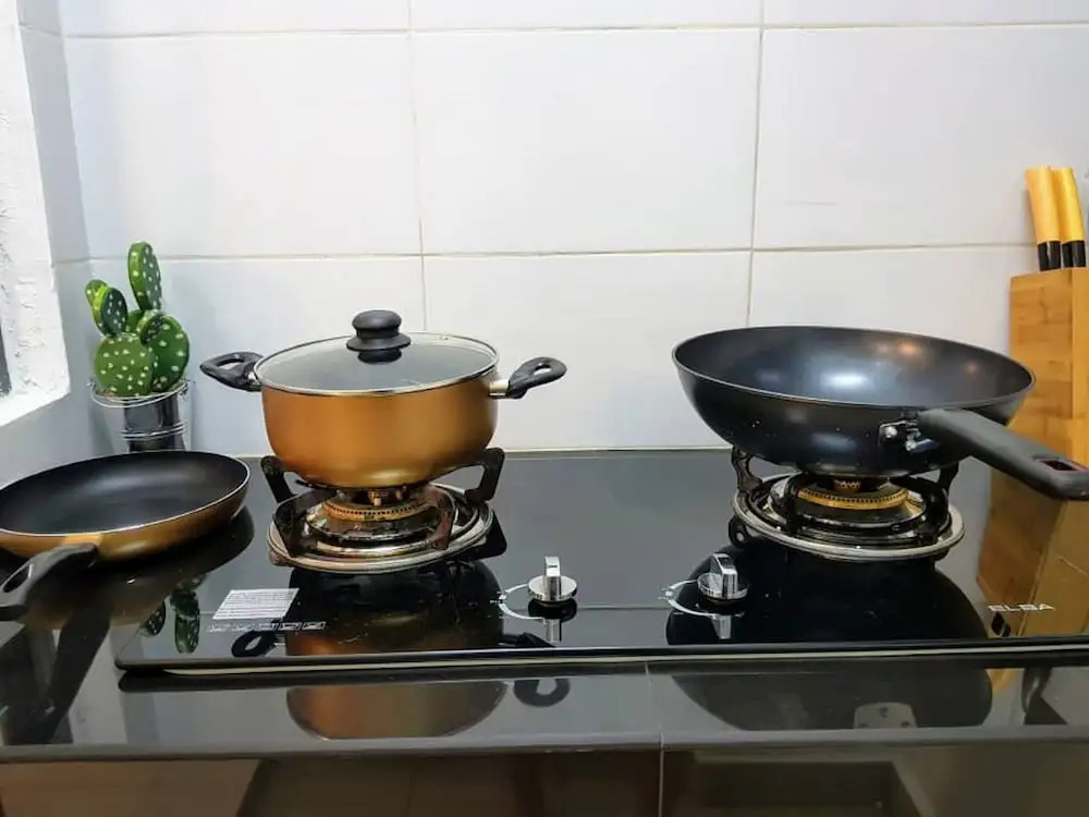 Puchong 8-12 pax Cozy Apartment IOI