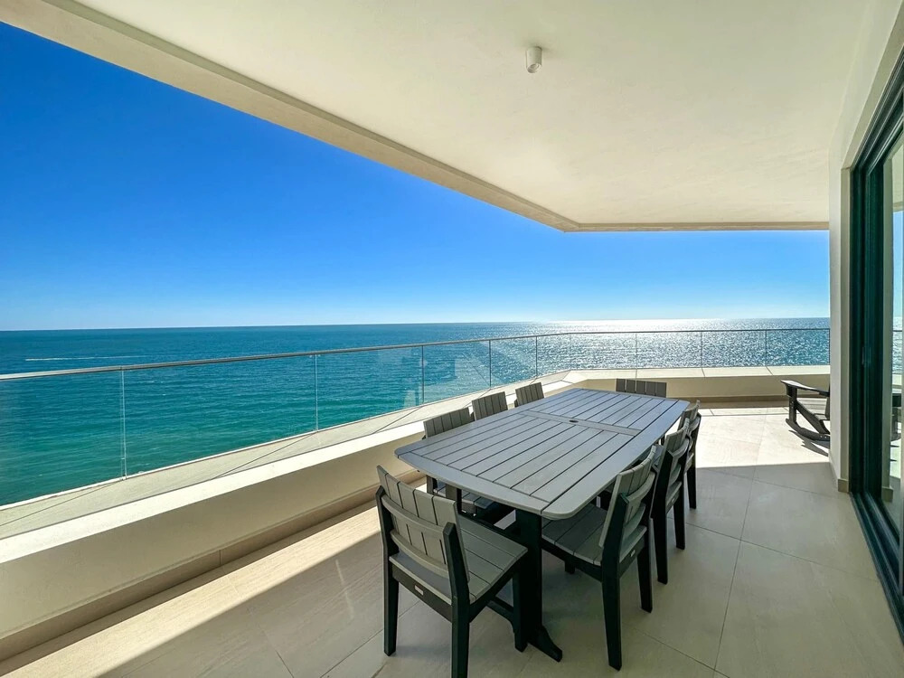 Brand New 6 Bedroom Penthouse