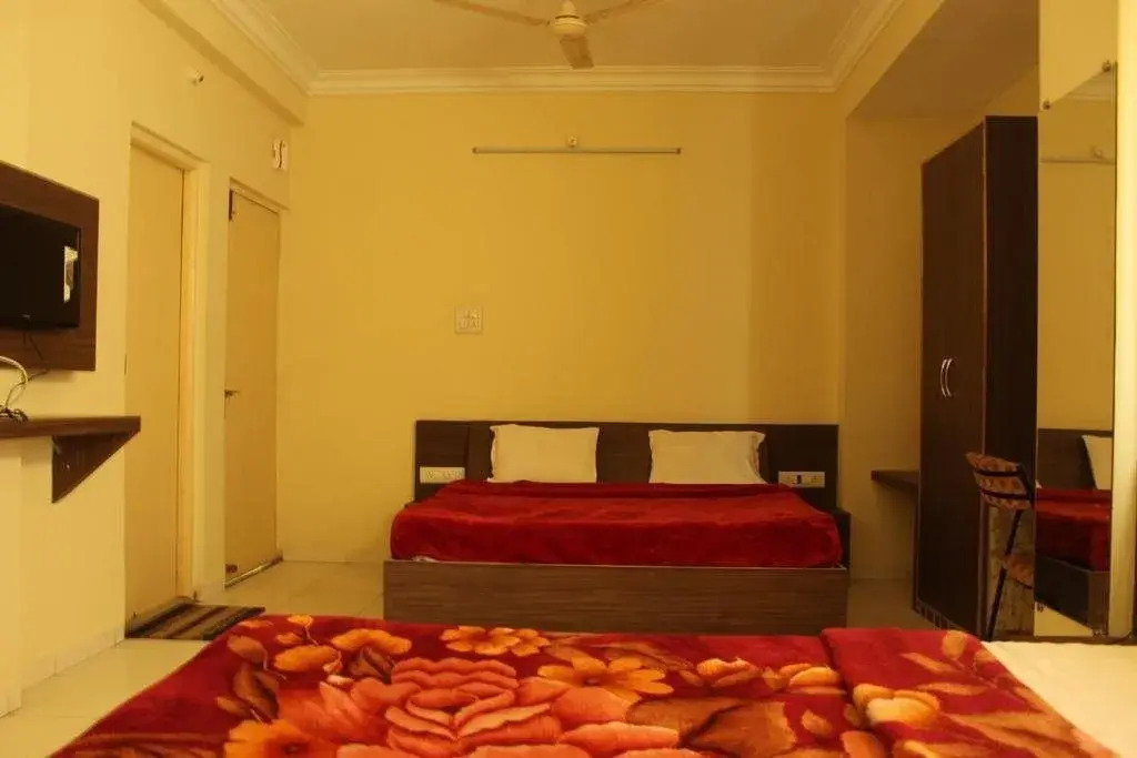 Hotel Om by FabHotels