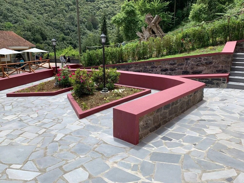 Charming 5-bed House in Ribeiro Frio