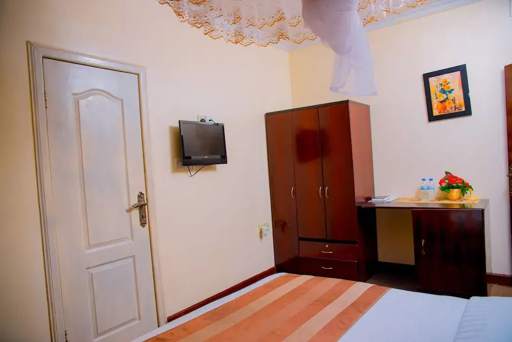 Ineza Hotel
