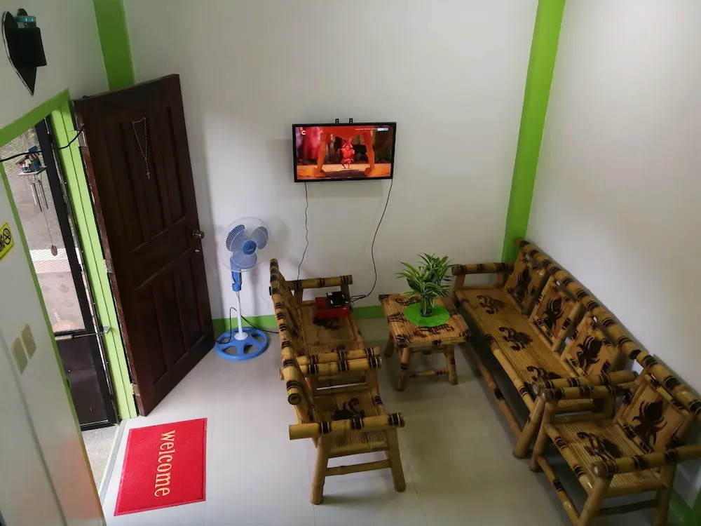 Kaleb Hostel