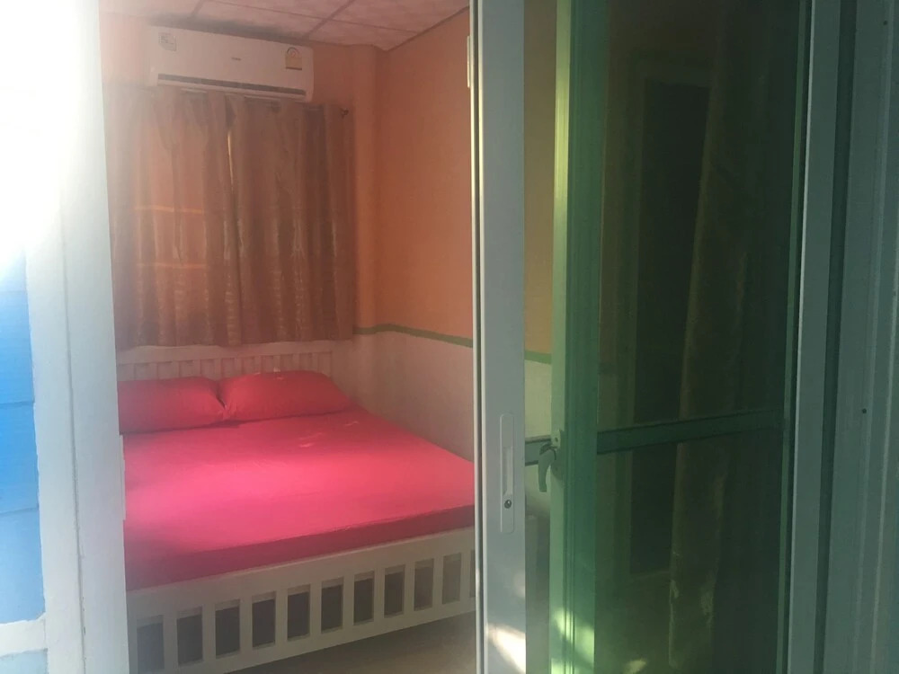 Ruean Mai Hom - Hostel