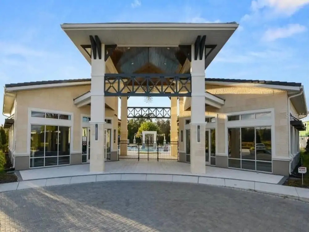 Sonoma Resort, Private Pool, and Much More!!