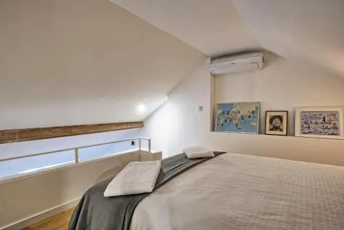 Downtown Boutique Duplex
