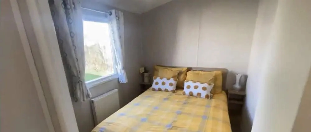 Impeccable 3-bed Caravan in Clacton-on-sea