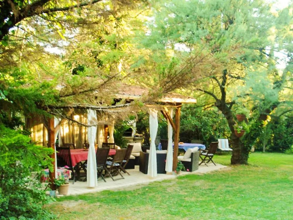 Villa With 6 Bedrooms in Barbentane, With Private Pool, Enclosed Garde