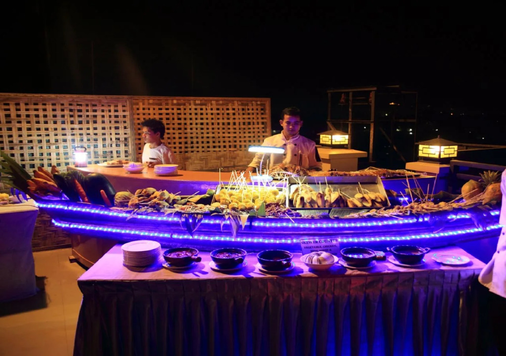 Ayarwaddy River View Hotel