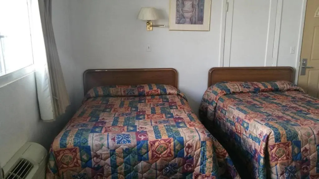 San Joaquin Motel
