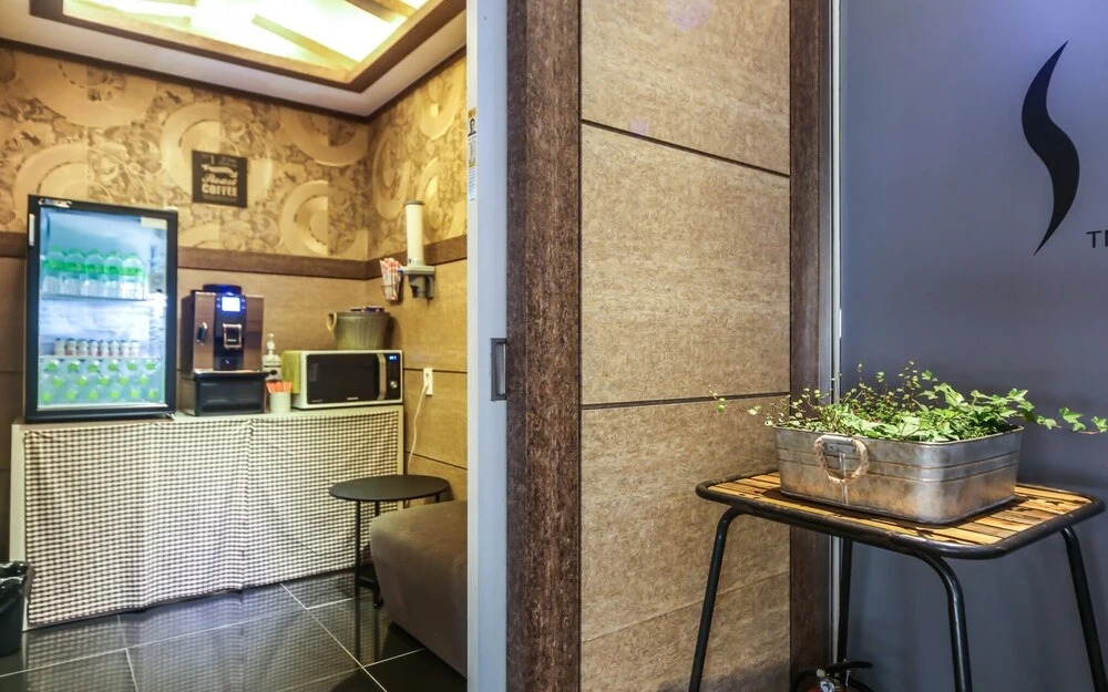 Yangsan Seoksan Denbasta Hotel
