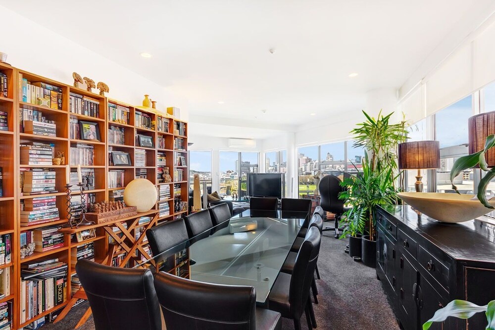 QV City Fringe Deluxe with Parking and Wifi - 872