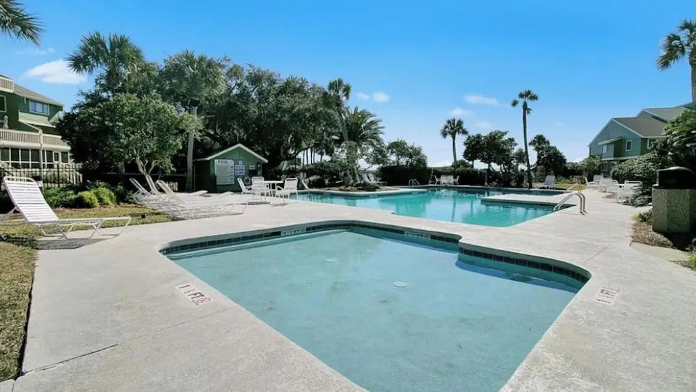7C Mariners Walk by Avantstay Beautiful Porch, Easy Access to Pool + Beach