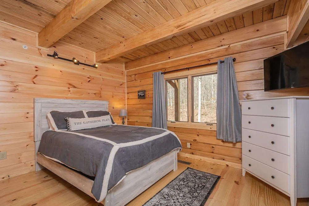 Wander Inn by Taylor Made Deep Creek