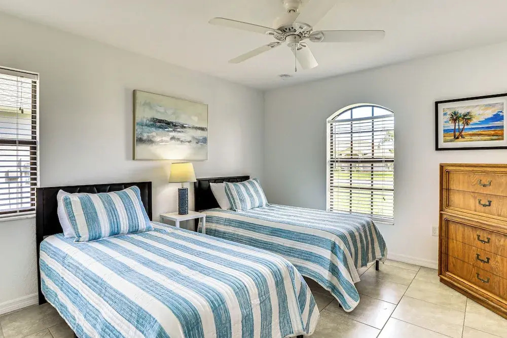 Near 5 Golf Courses: Rotonda West Home w Pool
