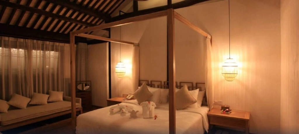 Kaiyuan Hotel · Seabirds
