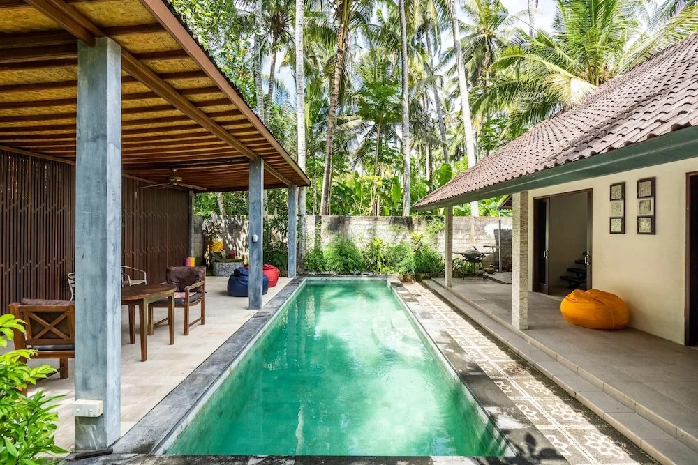 Surya Villa Manggis