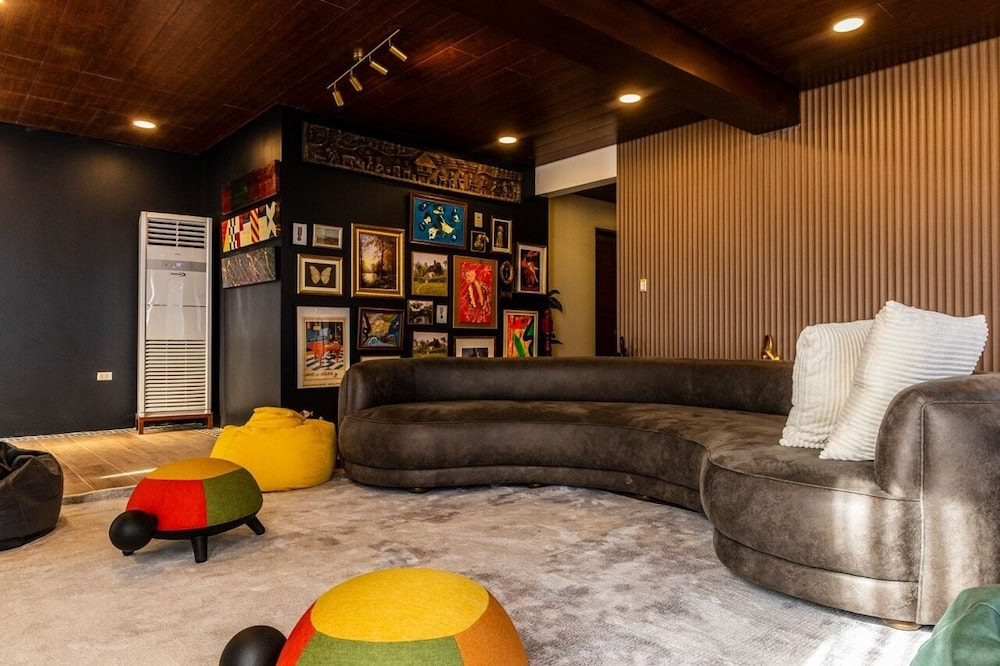 Uno Maya by Araw Residences