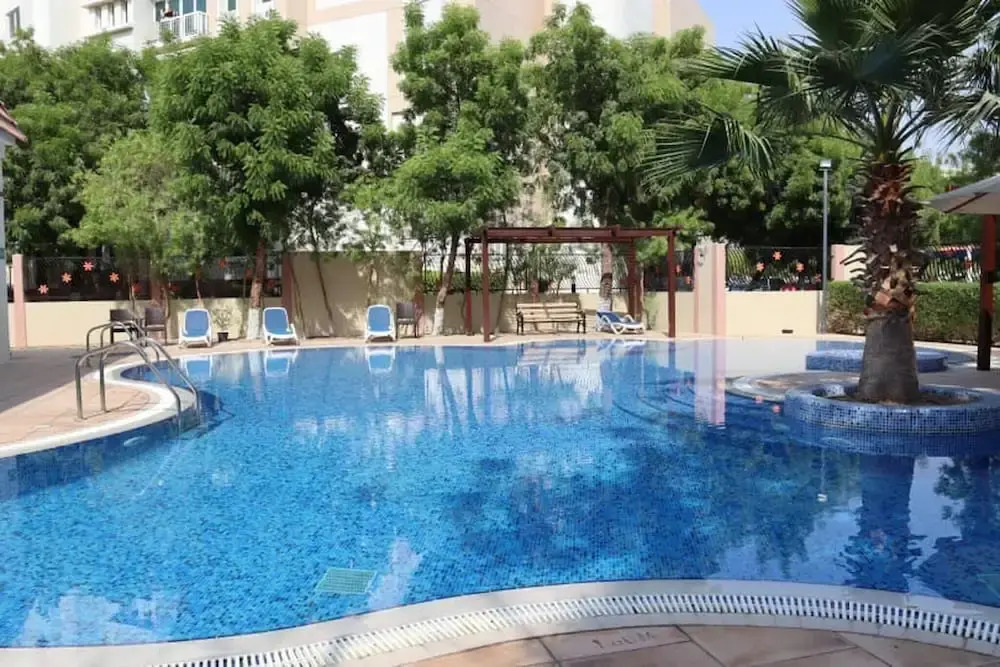 Discovery Gardens - Stunning Studio With Balcony And Free Parking