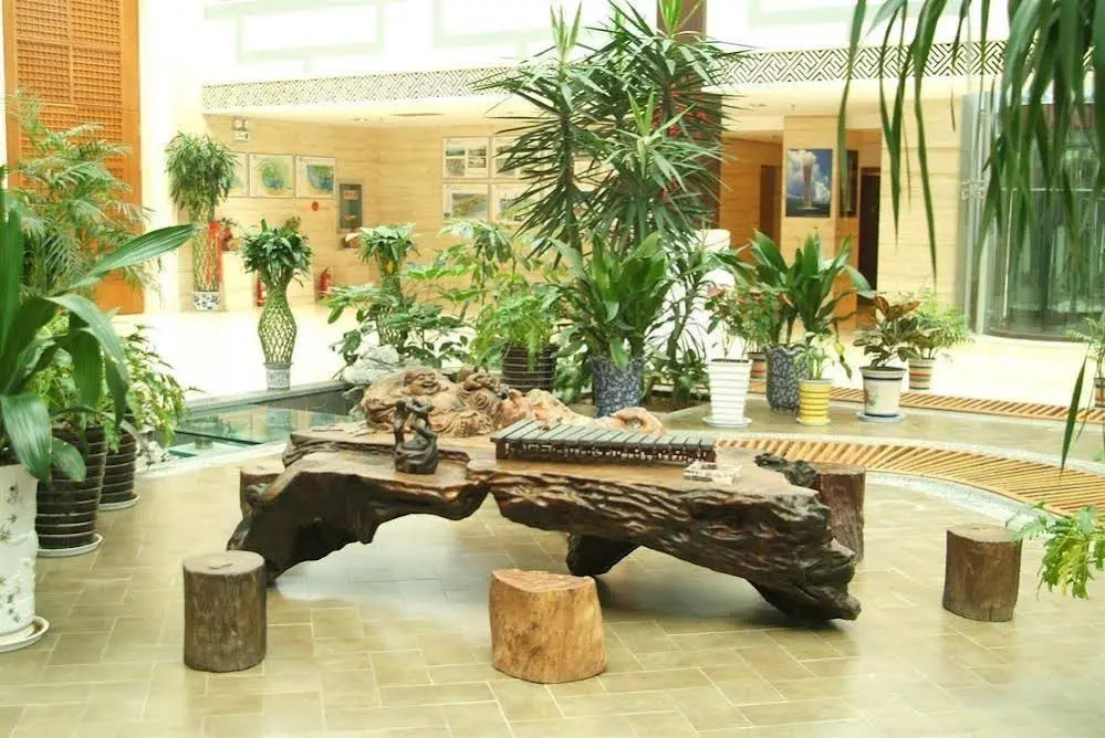 Shapotou Holiday Hotel