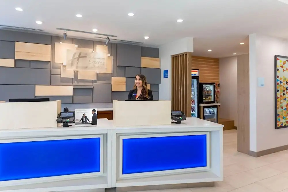 Holiday Inn Express & Suites Chicago OHare Airport by IHG