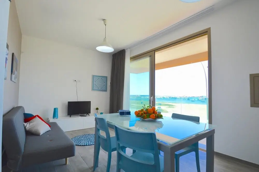 Yachting Apartments - Cozy Apartments Overlooking the sea