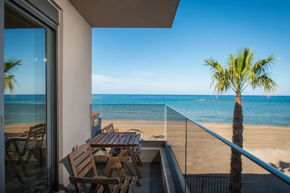 Riviera Boutique Hotel
