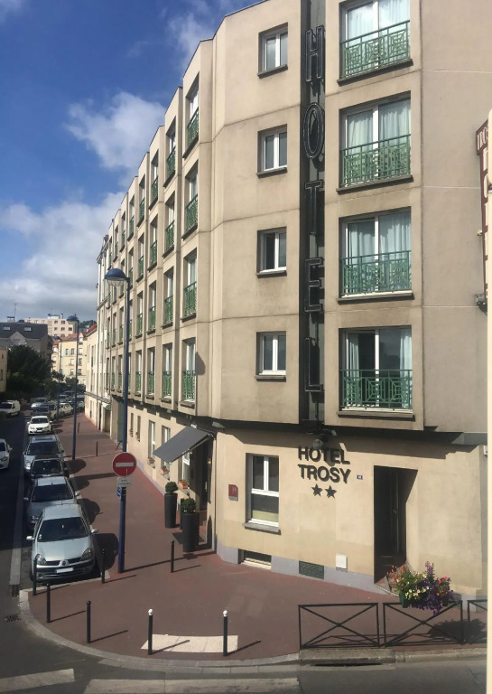 Hôtel du Trosy Clamart