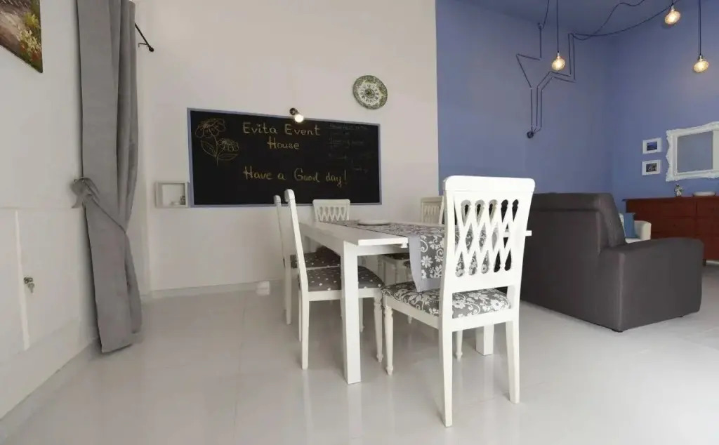 Evita House B&B
