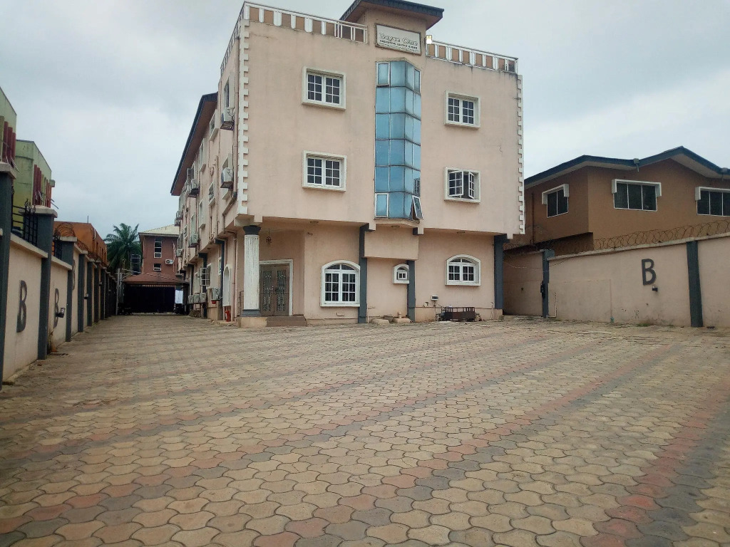 Bayse One Executive Suites and Bar