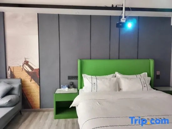 Tiancheng Hotel (Huaxi Biancheng Building)
