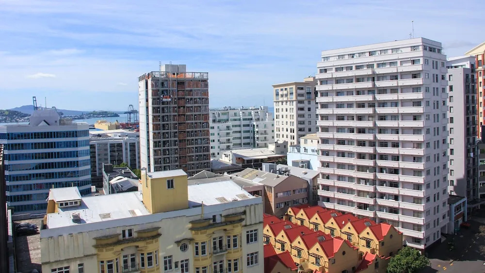 2 Bedroom Suite with Seaview and Balcony