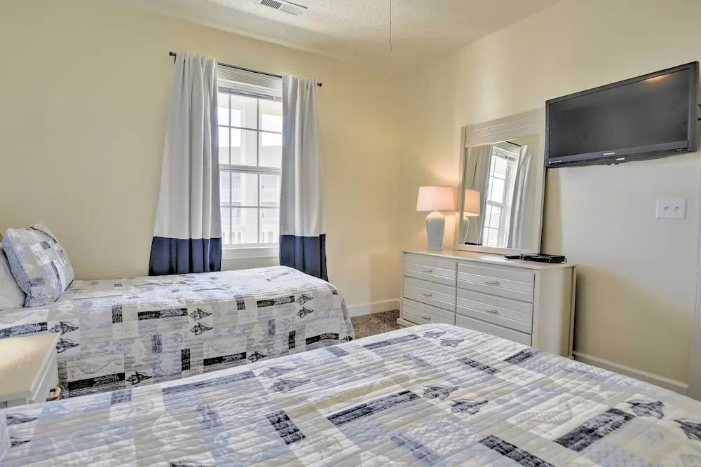 Pools & Golf, 2 Mi to Beach: Myrtle Beach Condo!