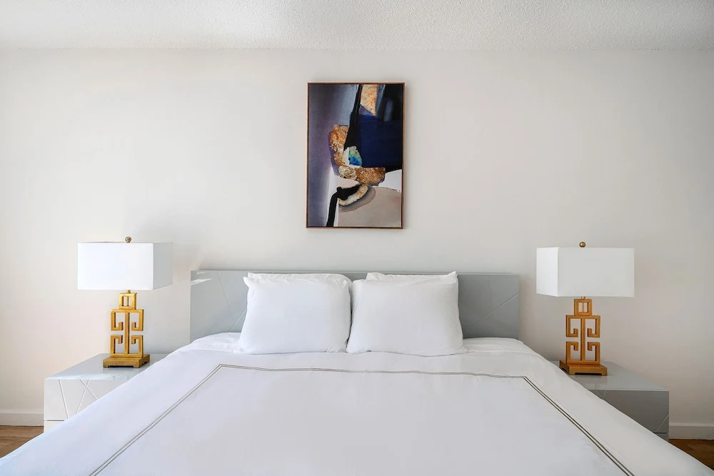 Stunning Apartment for 4 2 Bedrooms 2 Bath