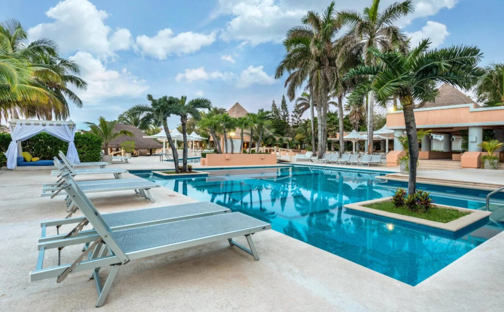 Puerto Aventuras Hotel & Beach Club