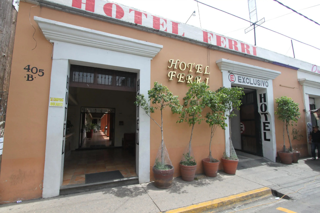 Hotel Ferri
