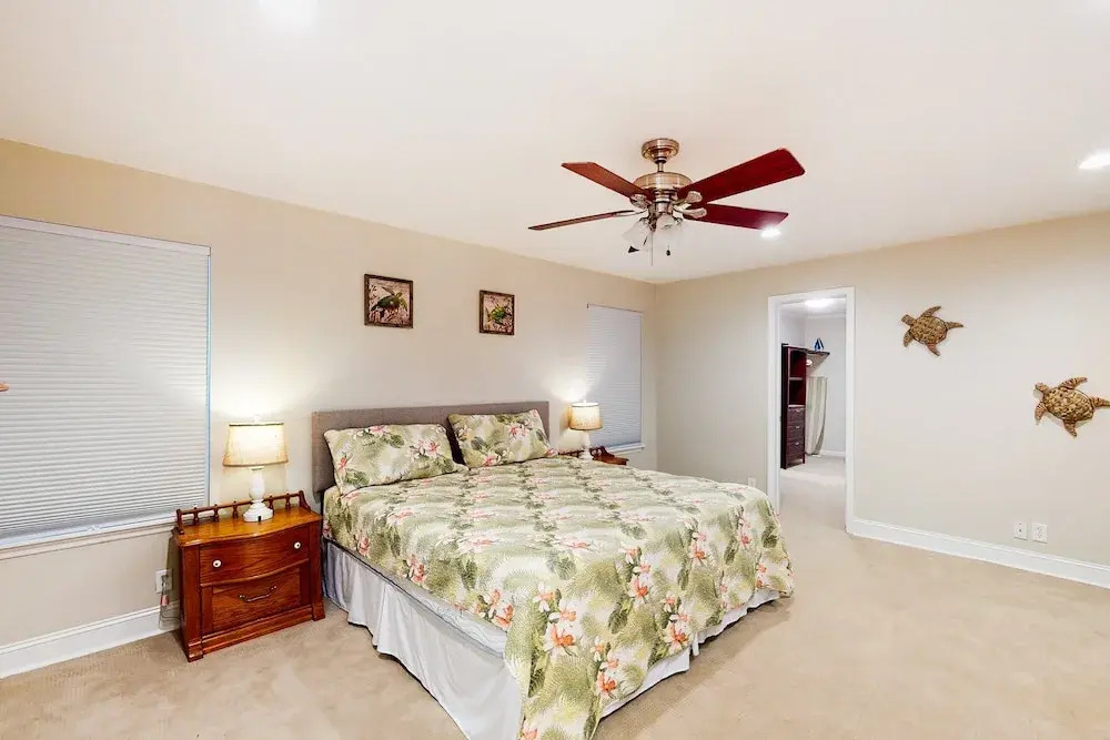Dog-friendly Home With Central AC, Washer/dryer & Spacious Backyard - Near Beach