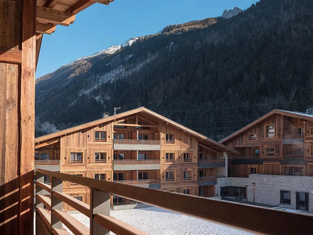 Rustic Apartment With Dishwasher, 150 m. From the Cableway