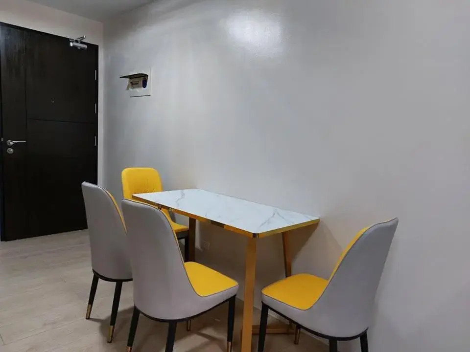 NAIA Terminal, Newport, Pasay, 5-star Condo
