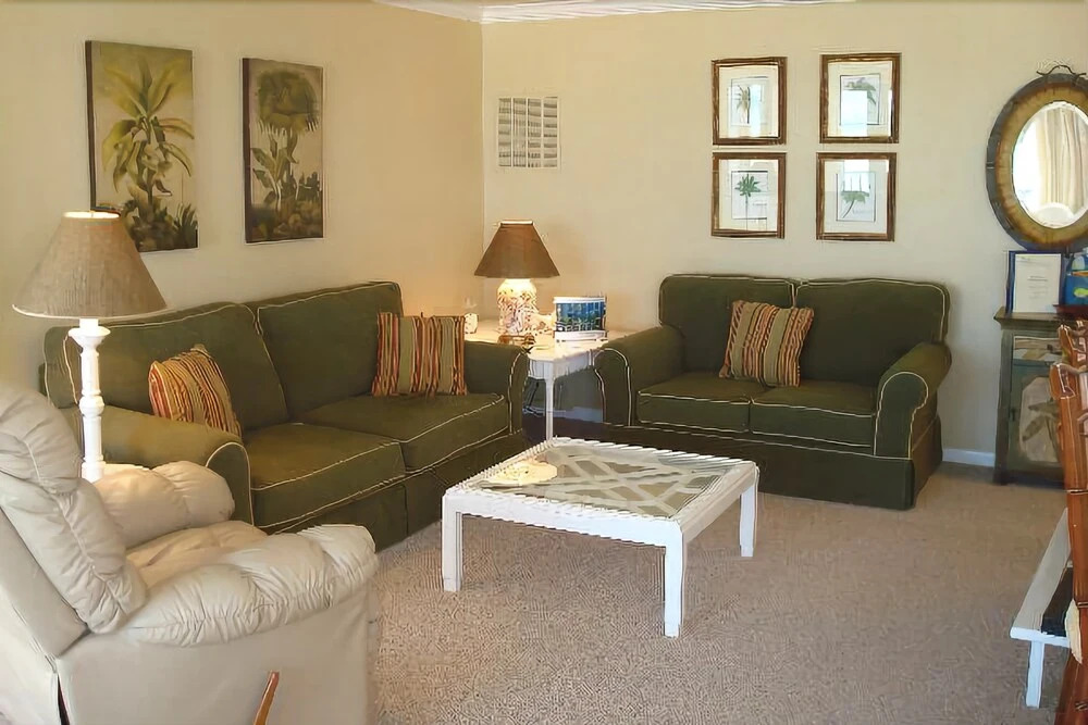 Waters Edge 110N Condo