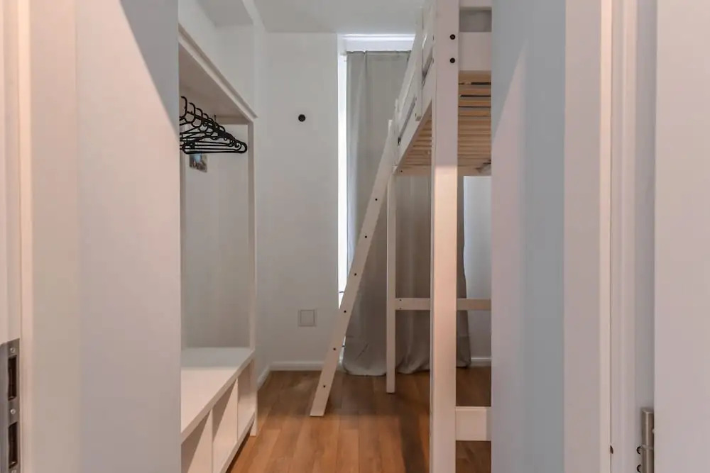 FM Deluxe 2-BDR Apartment - LOVEly