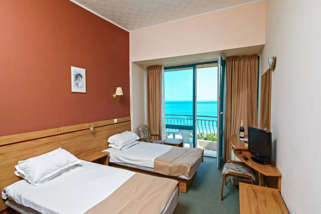 Hotel Ambassador