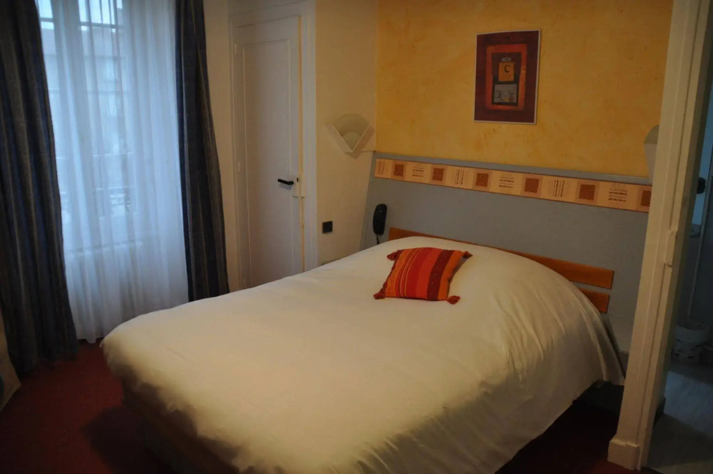 Hôtel De Naples
