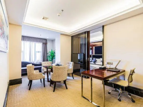 Phoenix Hotel