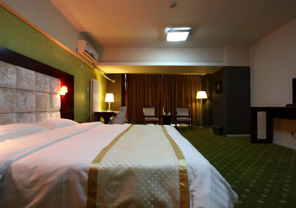 Lianjie Hotel