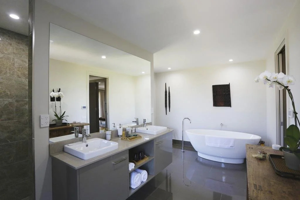 Lilies Luxury Retreats