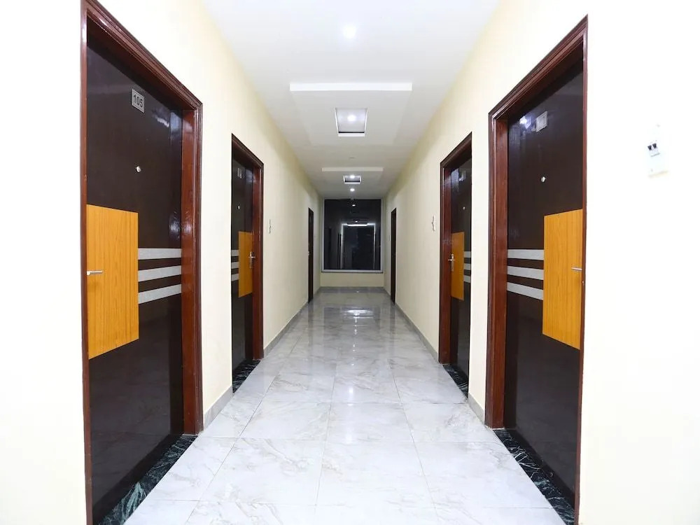 OYO 17408 Scindia Resorts And Hotels