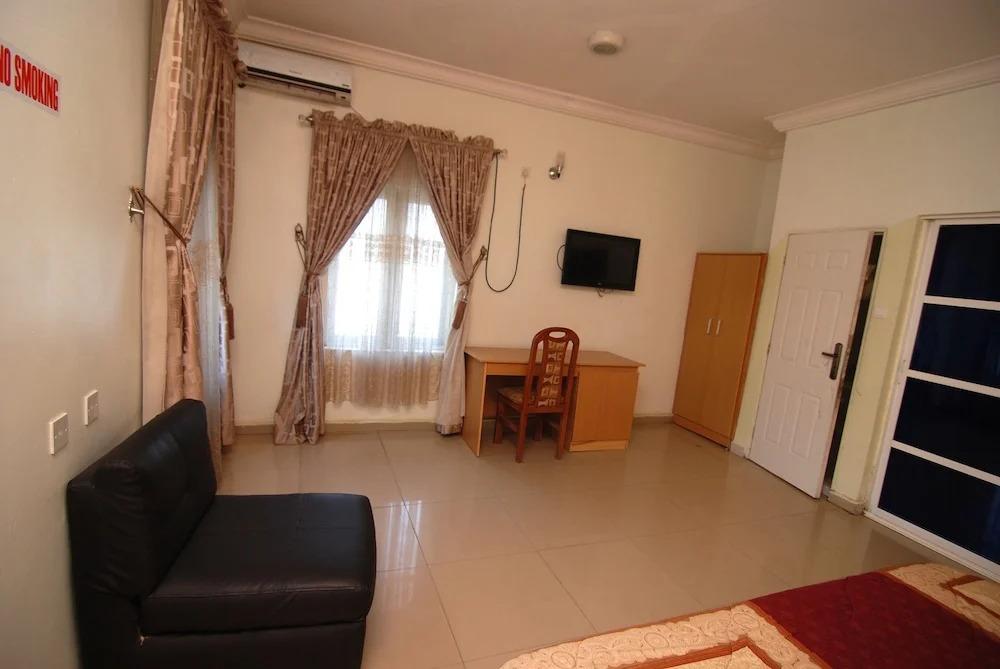 Sumed Suites